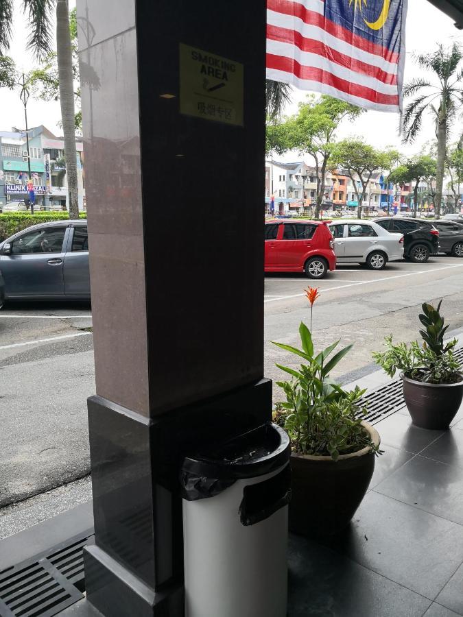 Hotel Zamburger Skudai Kiri Johor Bahru Bagian luar foto